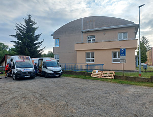 Zateplení stropu zdravotního střediska technologií foukané izolace